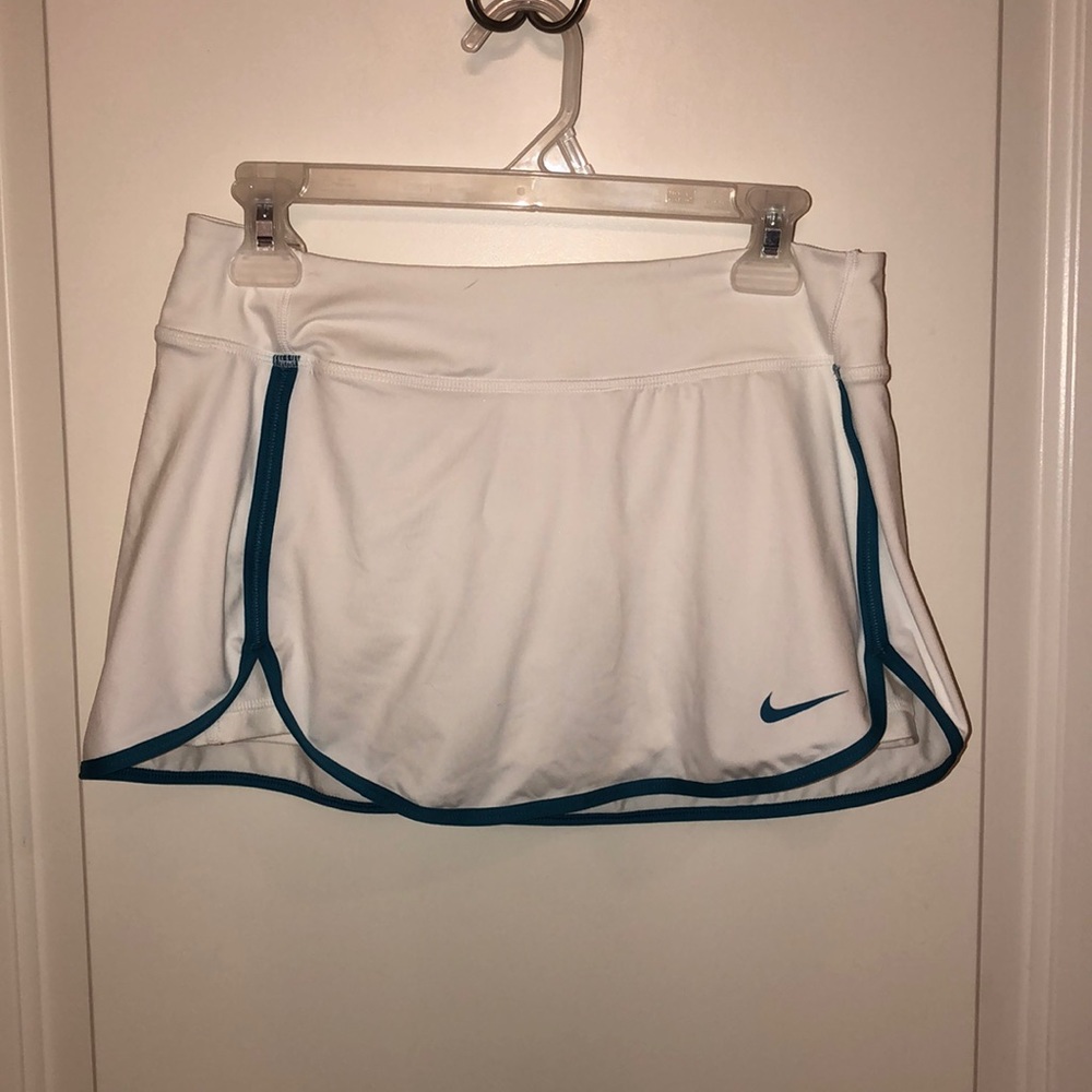NWOT Nike Dri-Fit Skort